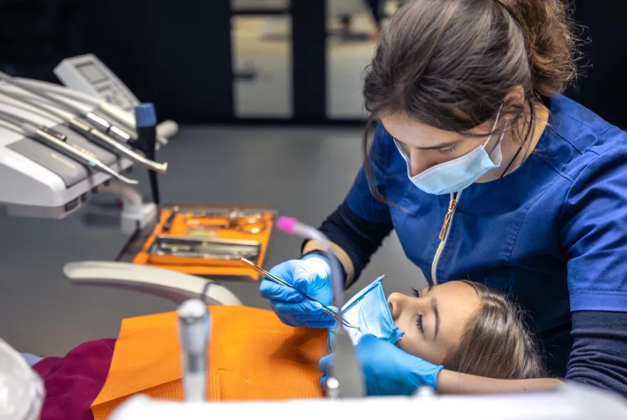 Dentistry Degree: Specializations, Career Opportunities, and Where to Study It