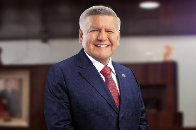 César Acuña Peralta I Fundador UCV