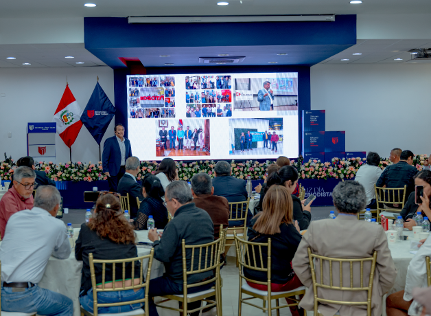 encuentro-con-periodista-ucv-chiclayo