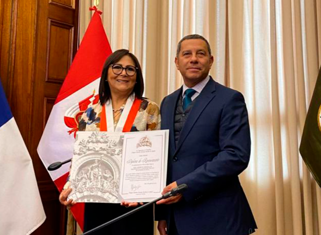 mision-3-celebra-reconocimiento-a-su-director