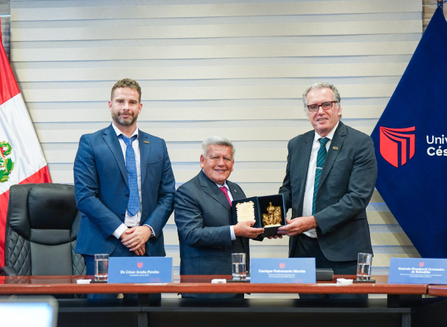 visita-de-la-ucam-a-la-ucv