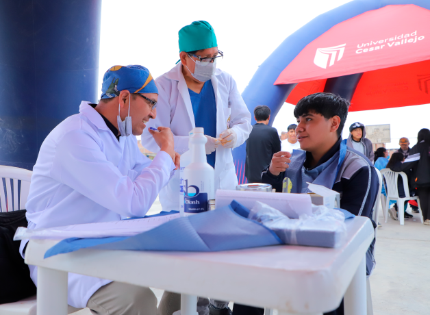 ucv-lleva-atencion-medica-a-sectores-vulnerables-de-trujillo