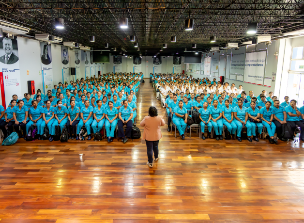 estudiantes-de-enfermeria-inician-internado